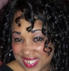 Meet your Posher, Lorie